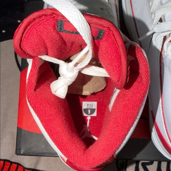 Air Jordan2 Retro 'Chicago Home.                ( Replacement Box) - Picture 7 of 12